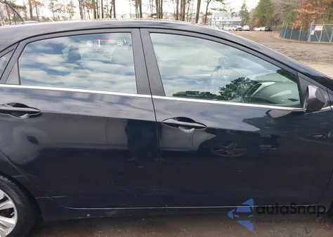 2014 Hyundai Elantra Gt z USA, uszkodzony, nr VIN KMHD35LHXEU196631